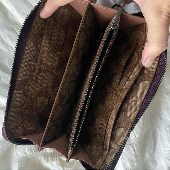 Coach Purple Leather Wallet - Picture 3 of 3